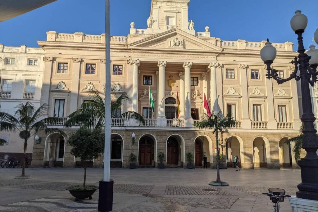 Lindo Apartamento En El Centro Historico De Кадіс Екстер'єр фото